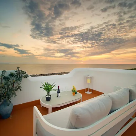 Villa Peix - Relax Y Atardeceres Unicos Junto Al Mar Cala en Bosch