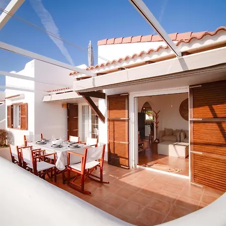 Peix - Relax Y Atardeceres Unicos Junto Al Mar * Cala'N Bosch (Menorca)